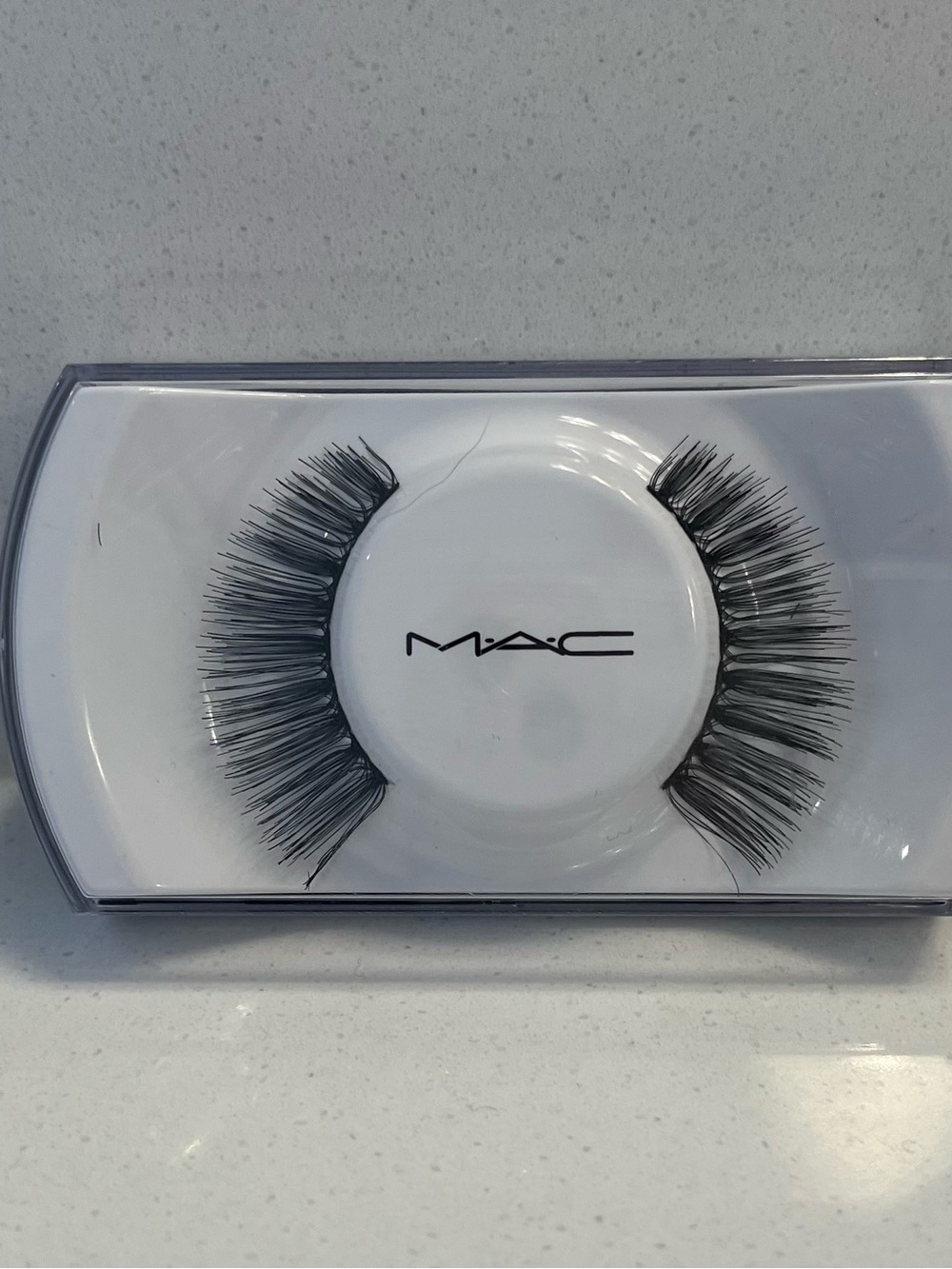 M•A•C Cosmetics Dramatic False Lashes #A88